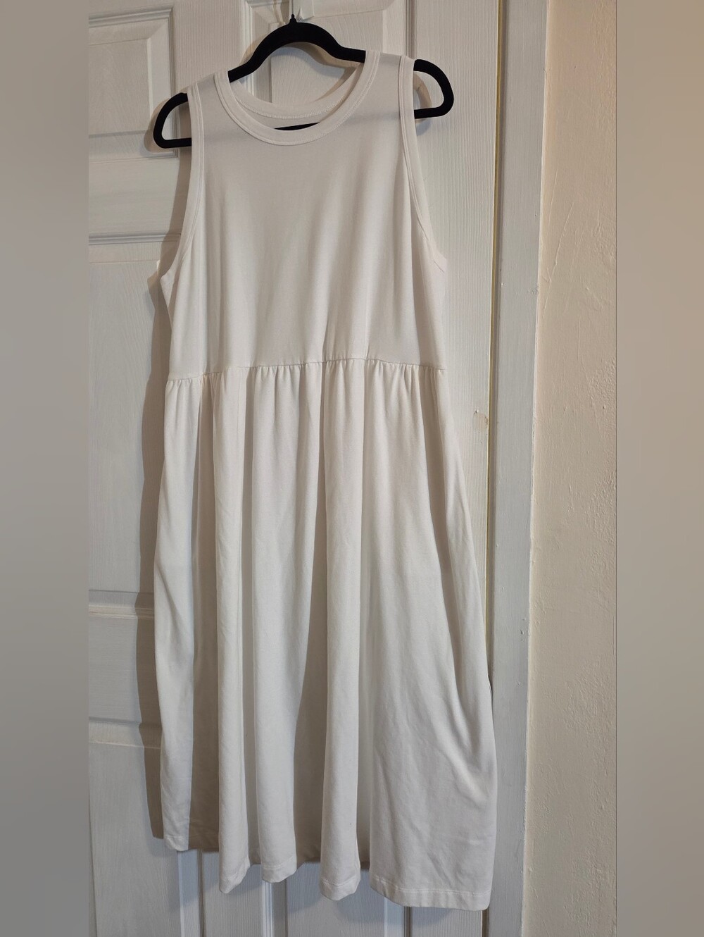 a new day White Sleeveless Gathered Midi Dress